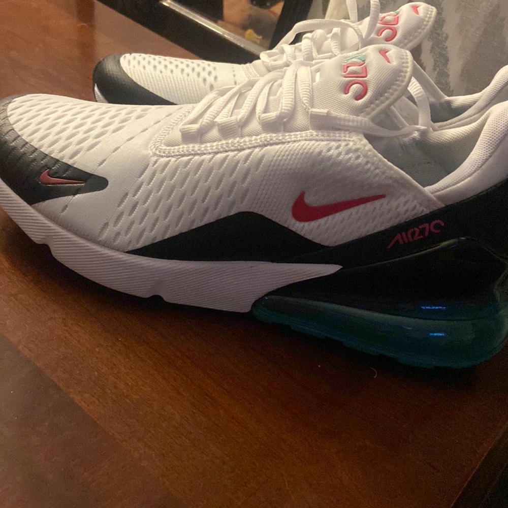 mens nike 270